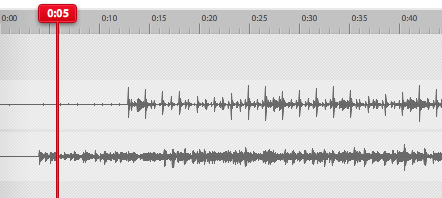 La regione delle waveform — due tracce con il playhead rosso a 0:05