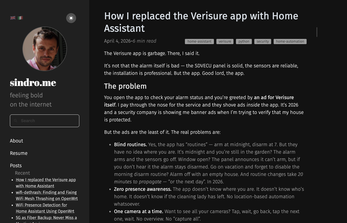 After i18n โ same dark layout, but now bilingual with language switcher